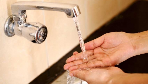حل مشكلة تجمع الماء في الحمام